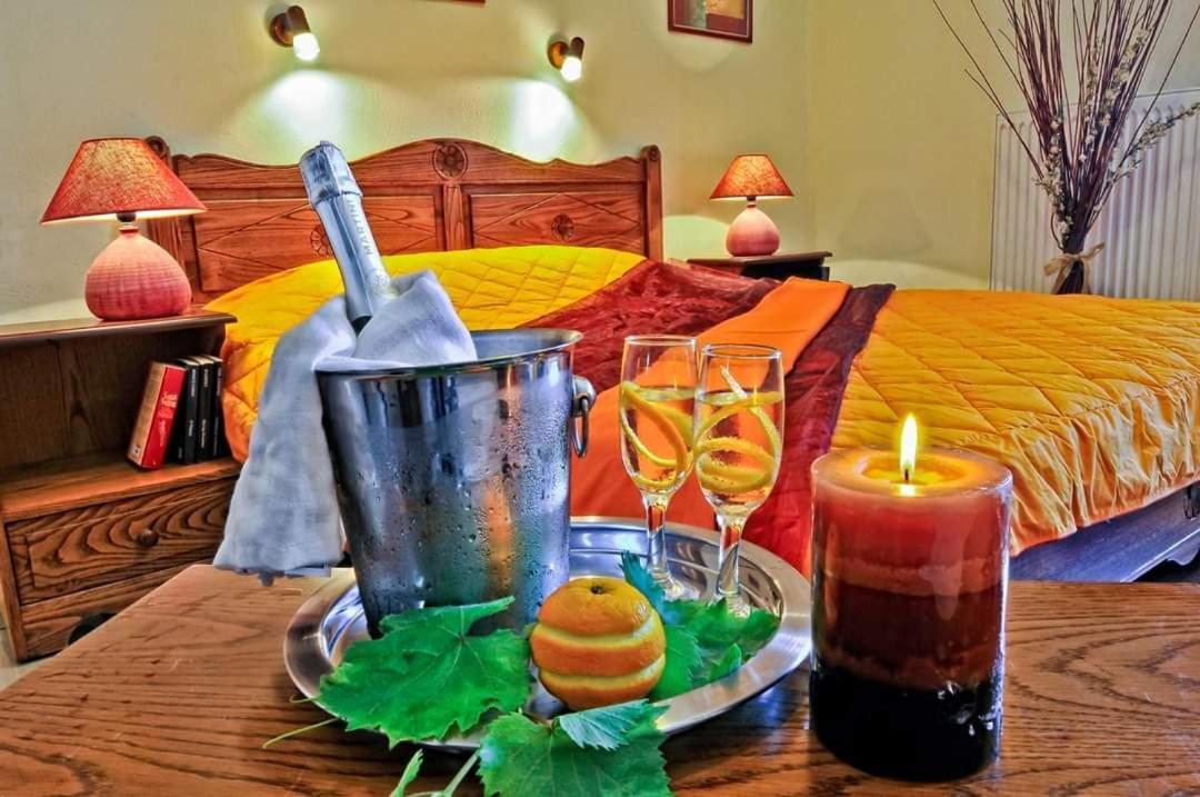 Pegasus Hotel & Coastal Cafe Кала-Нера Экстерьер фото